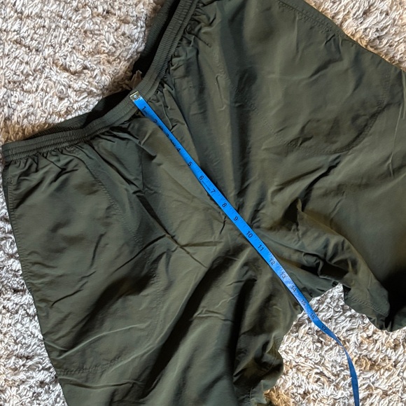 Patagonia Men's Dark Green Camp Sweat Pant - Picture 3 of 10